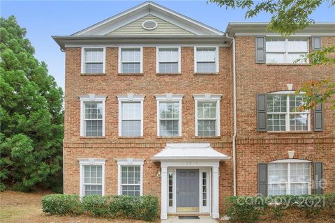 10315 Winslet Drive sold townhome in Charleston Place at Ballantyne, Charlotte, NC