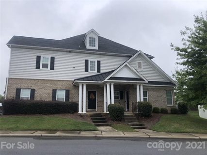 15311 Barossa Valley Street 560
