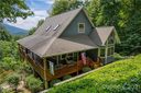 371 Falcon Ridge Drive sold home in Waynesville, SC