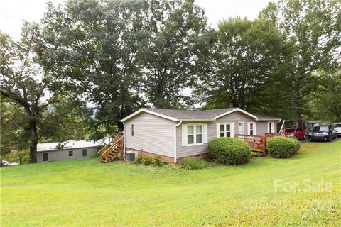 32 Lake Eden Circle sold manufactured home in Lake Eden Acres, Black Mountain, NC
