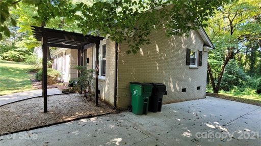 3300 Sargeant Drive