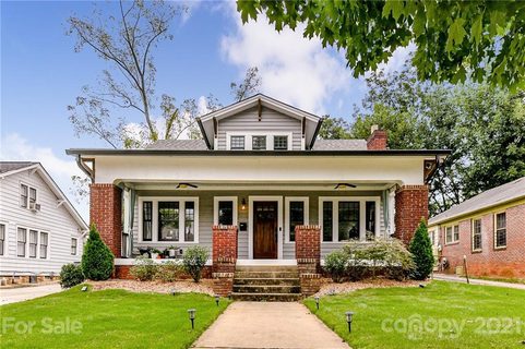615 Walnut Avenue