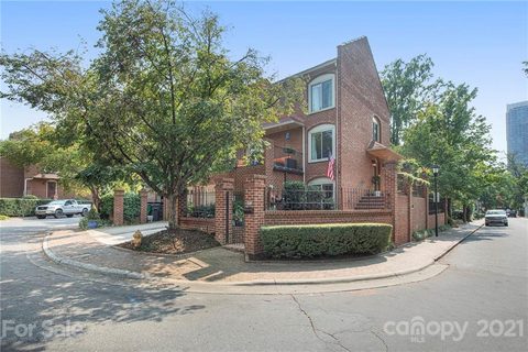 329 Settlers Lane