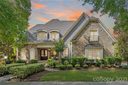 7814 Pemswood Street sold home in Charlotte, SC