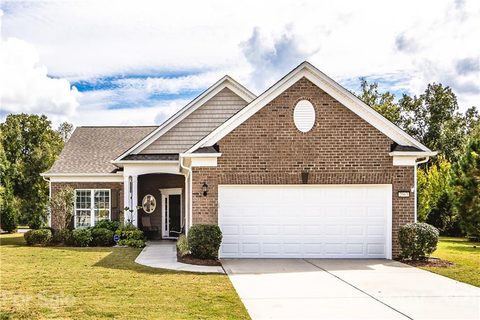 2063 Moultrie Court