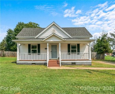 811 Brook Street sold home in Cottonwood, Belmont, NC