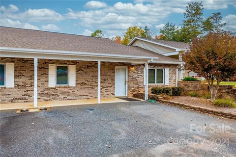 505 2nd Street Place B-3