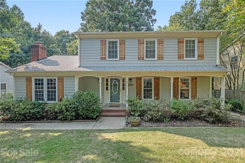 8806 Gruenewald Lane