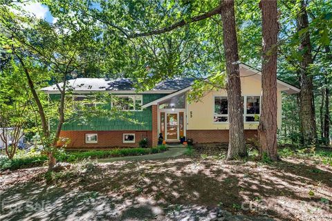 53 Sleepy Hollow Drive