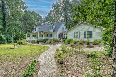 155 Robert Drive sold home in Homestead Hills, Salisbury, NC