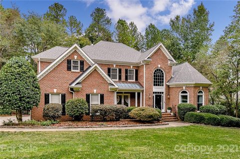 18616 Hammock Lane