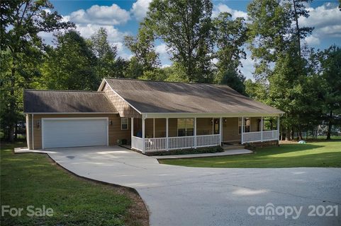 1305 Birch Drive sold home in Wildwood Haven, Morganton, NC