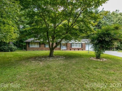 355 Mockingbird Drive sold home in Statonwoods, Hendersonville, NC