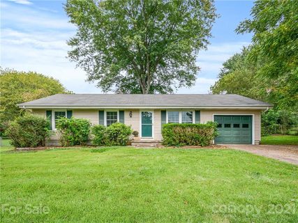 12 Fieldcrest Road