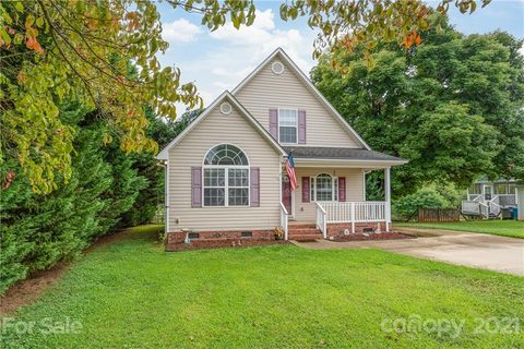 810 Caldwell Street sold home in Cottonwood, Belmont, NC