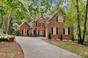 833 Amanda Drive sold home in Matthews, SC