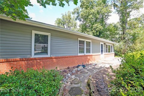 Previously sold for $415,000