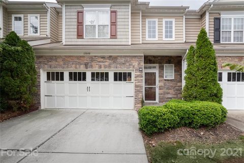 11008 Lucky Horseshoe Lane 163