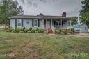 2411 Winterfield Drive sold home in Gastonia, SC