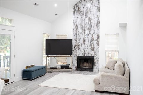 7208 Scarlet Runner Drive