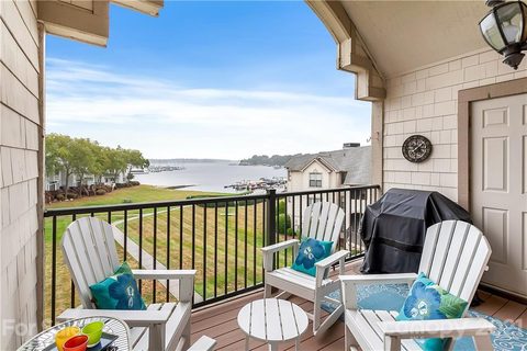 18701 Nautical Drive 305