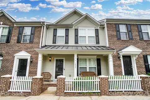 1627 Chamberside Drive
