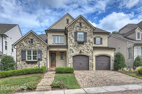 5135 Providence Retreat Lane sold home in Providence Retreat, Charlotte, NC