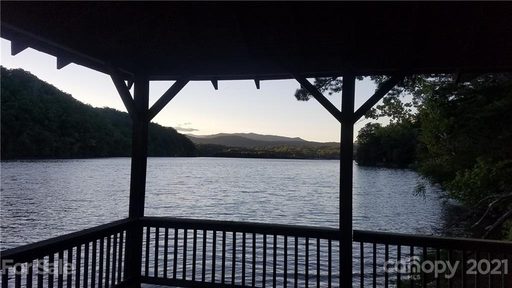 102 Lake Haven Drive 35