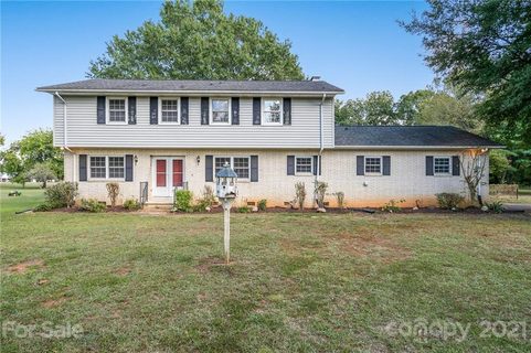 4220 Artdale Road sold home in Shenandoah Estates, Concord, NC