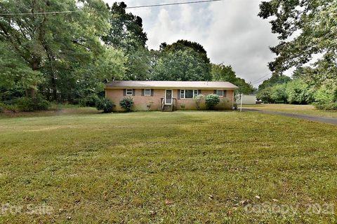 Previously sold for $220,000