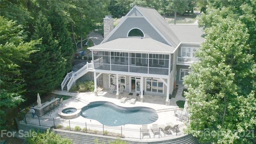 1676 Sherwood Court