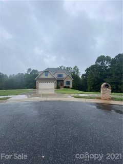 736 Cedar Hill Drive