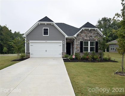 3207 Elmwood Drive