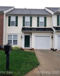 7970 Mariners Pointe Circle