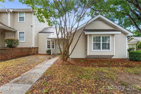 7831 Davinci Lane sold condo in Renaissance Gardens, Charlotte, NC