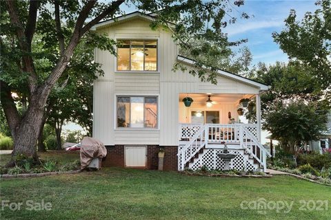 427 Tranquil Bay Circle sold home in Tranquil Bay, Norwood, NC