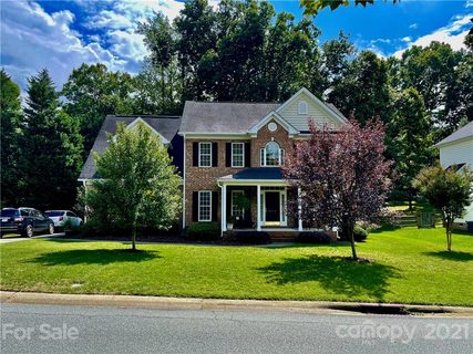 2918 Shady Reach Lane