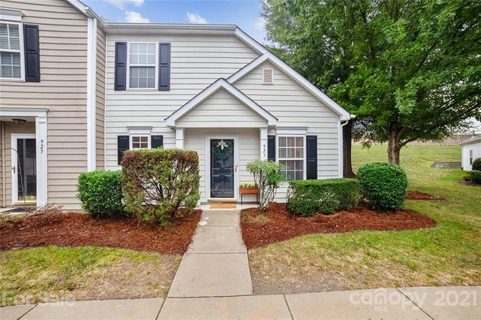 923 Heritage Parkway