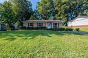 922 Capps Hill Mine Road sold home in Charlotte, SC