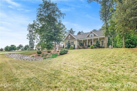 3303 Cayton Drive
