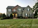 1407 Wynhurst Drive sold home in Waxhaw, SC