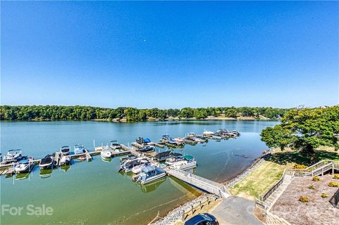 7324 Lakefront Drive 9