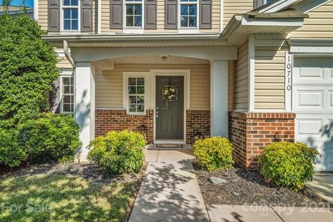 10710 Whithorn Way