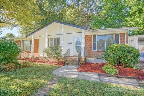 3400 Crenshaw Court sold home in Garden Park, Charlotte, NC