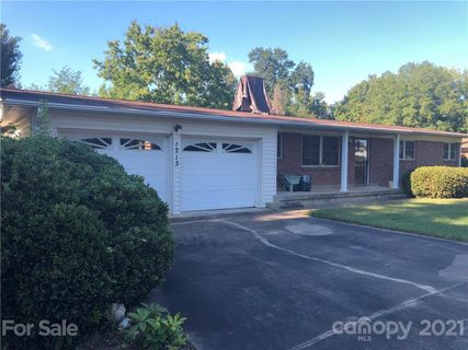 1213 Armstrong Road sold home in Southpoint, Belmont, NC