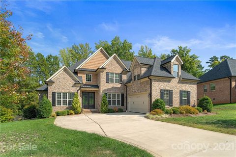 2468 Shiny Leaf Drive sold home in Fairfield Forest, Denver, NC