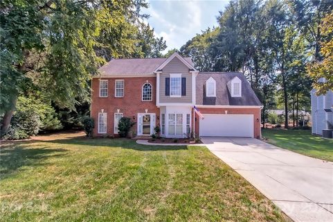 417 Gilchrest Circle sold home in Matthews Estates, Matthews, NC