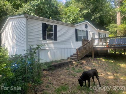 233 Magnolia Way