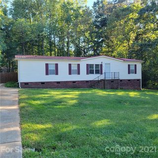 145 Knight N Gail Drive sold manufactured home in Ashley Woods, Mooresville, NC