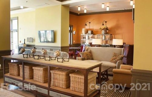 600 Deep River Way 656